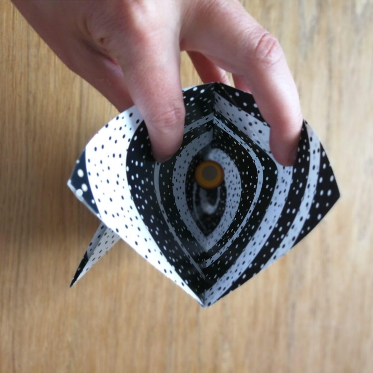 tuto-pochette-origami-recyclee-surcyclage-upcycling-l-artelier-de-cloth-lorient